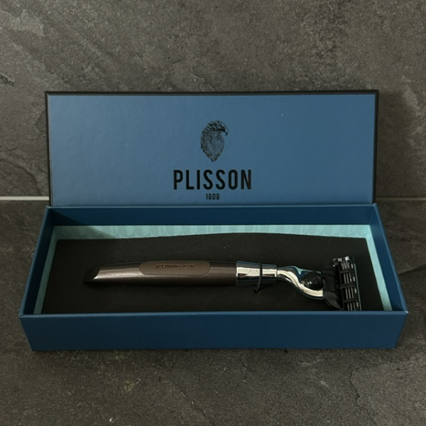 rasoir Essentiel Presque Parfait sport Mach3 laqué marron nacré
