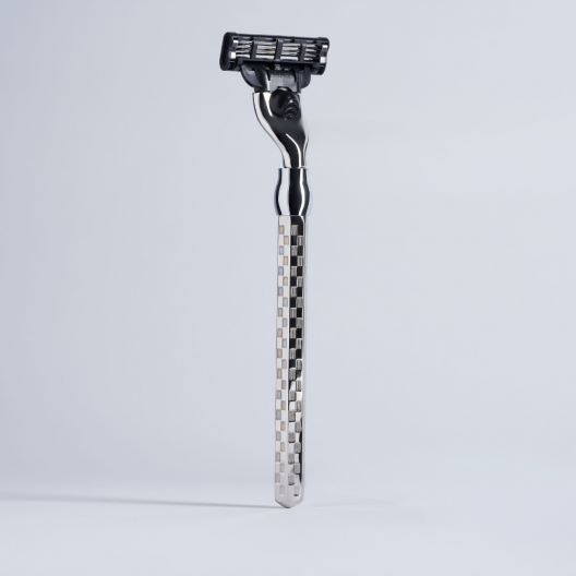 Solid Hexagonal mach3 Razor with palladium finish - Tile pattern