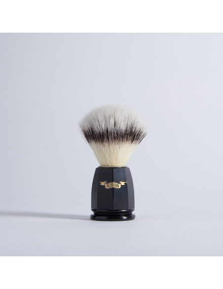 Essential "High Mountain White" fibre faceted brush - 2 colours