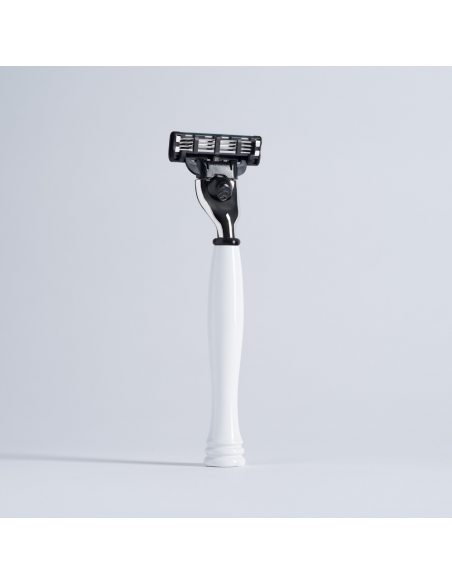 Essentiel Mach3 Razor – 8 Colors – Plisson 1808