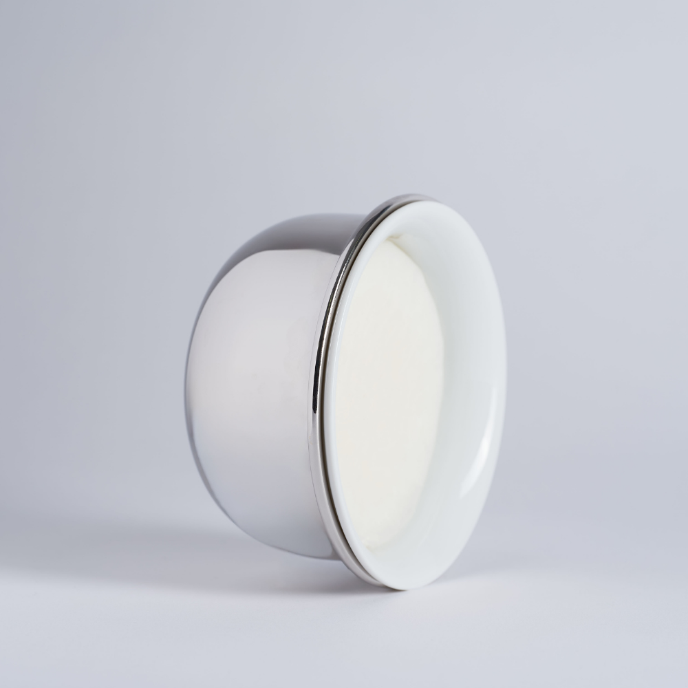 Brass and porcelain shaving bowl - Plisson 1808