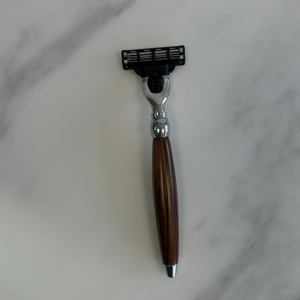 Almost Perfect Macassar Ebony Mach3 Razor – Plisson 1808