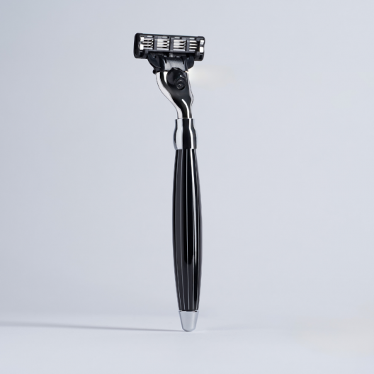 Retro Lacquered and Chrome Mach3 Razor – French Manufacture