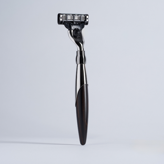 Fusion Razor in Macassar Ebony with Palladium Finish