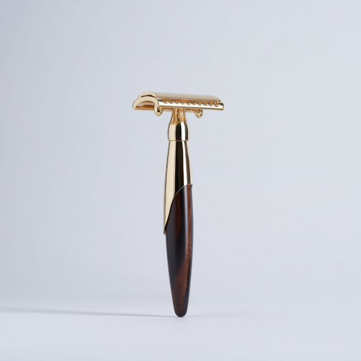 Royal rosewood and gold razor – Plisson 1808