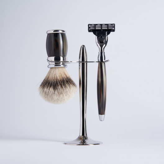 3-Piece White High Mountain Set with Mach3 Razor and Palladium Finish