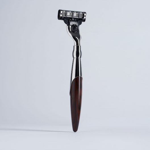 Odyssey Mach3 Razor - Palladium and Canadian Walnut