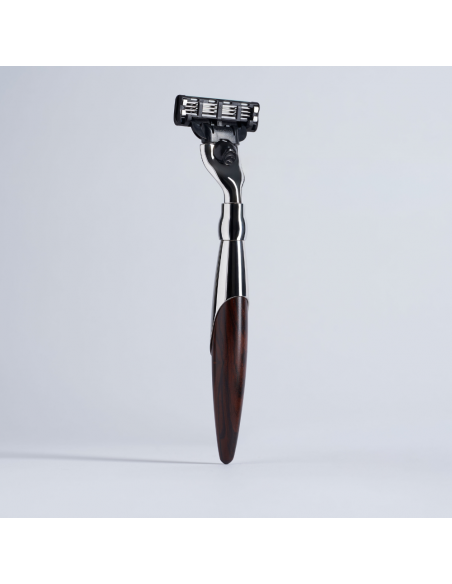 Odyssey Mach3 Razor - Palladium and Canadian Walnut