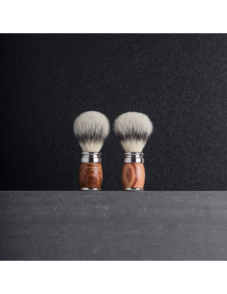 Blaireau Fibre “Blanc Haute Montagne” Bruyère et finition chrome - Joris - Plisson 1808