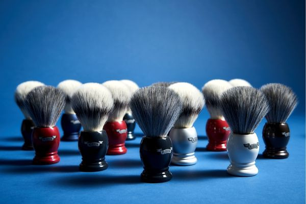 Opt for a trendy gift: a shaving brush 